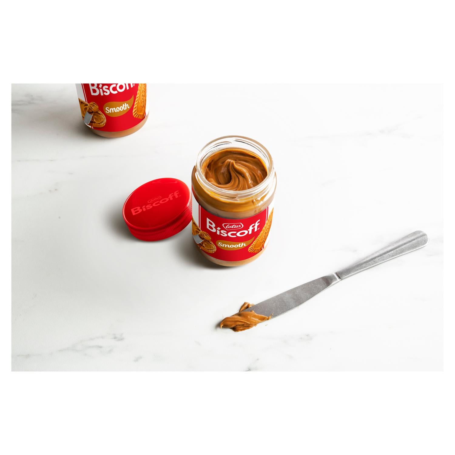 Lotus Biscoff Smooth Caramelised Biscuit Spread 720g, UK version