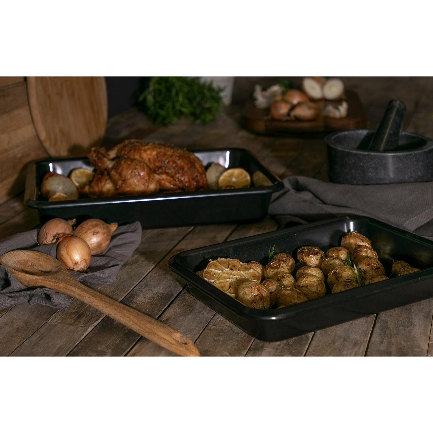 Habitat non stick roasters set of 2 carbon steel trays UK version