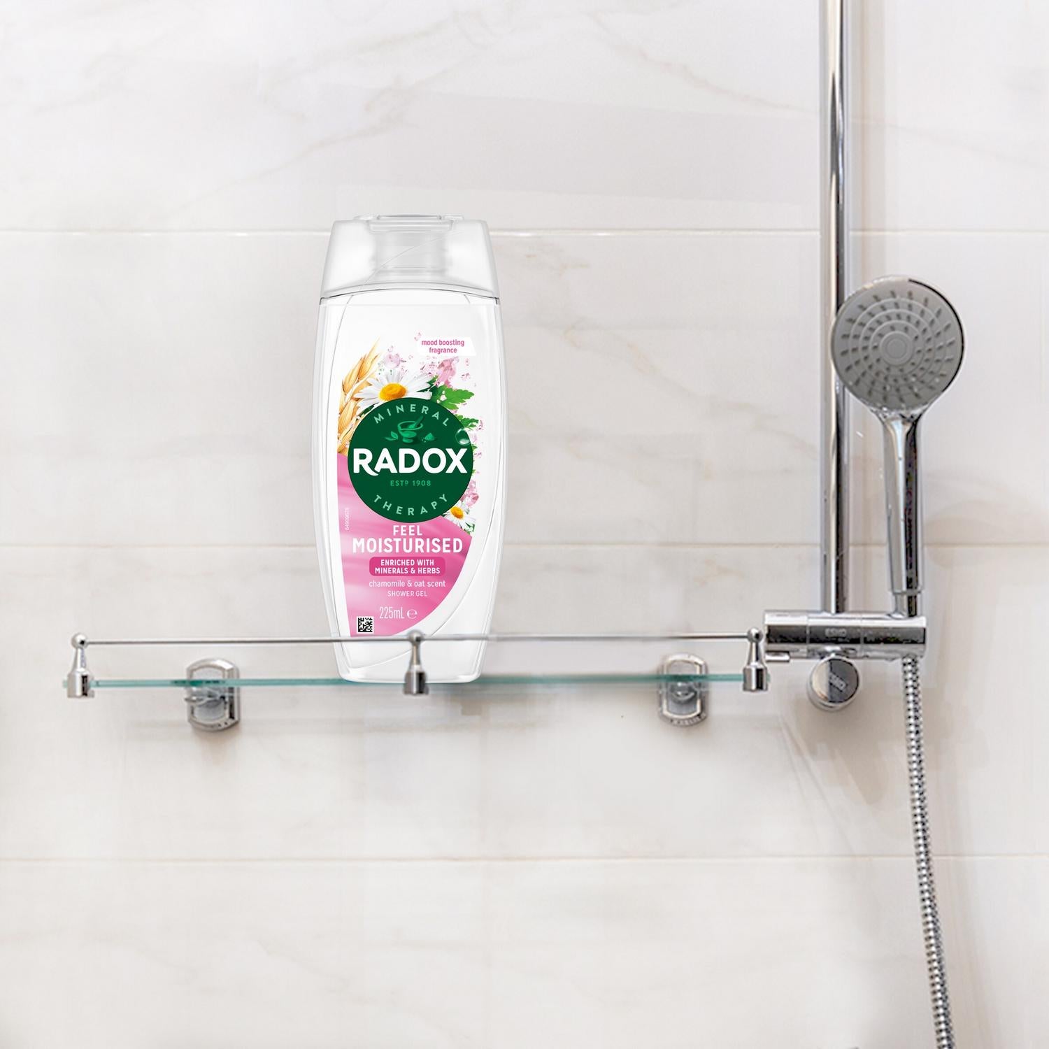 Radox moisturising shower gel with chamomile and oat, 225ml, imported from the UK