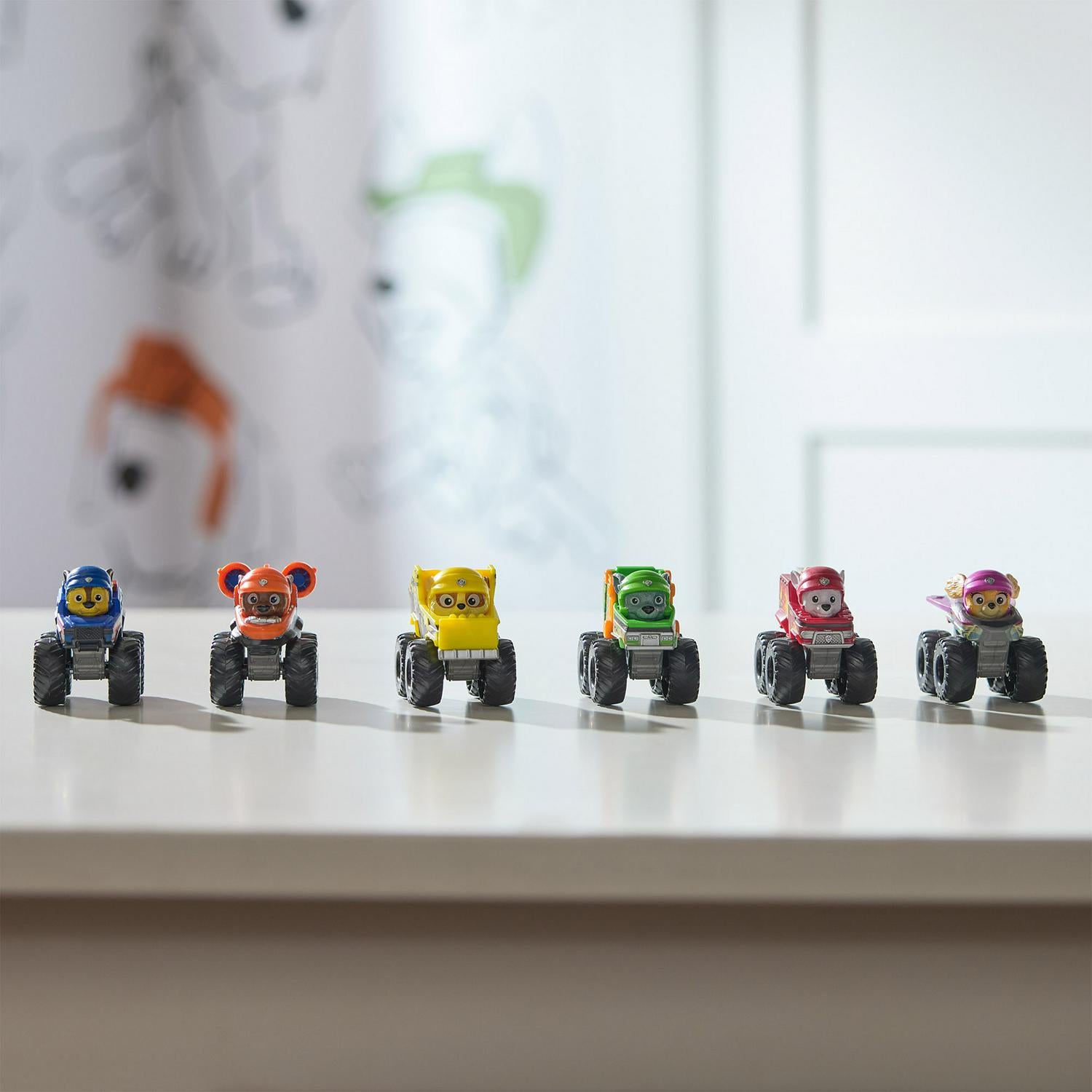 Paw Patrol pups racing vehicle 6cm, imported from the UK