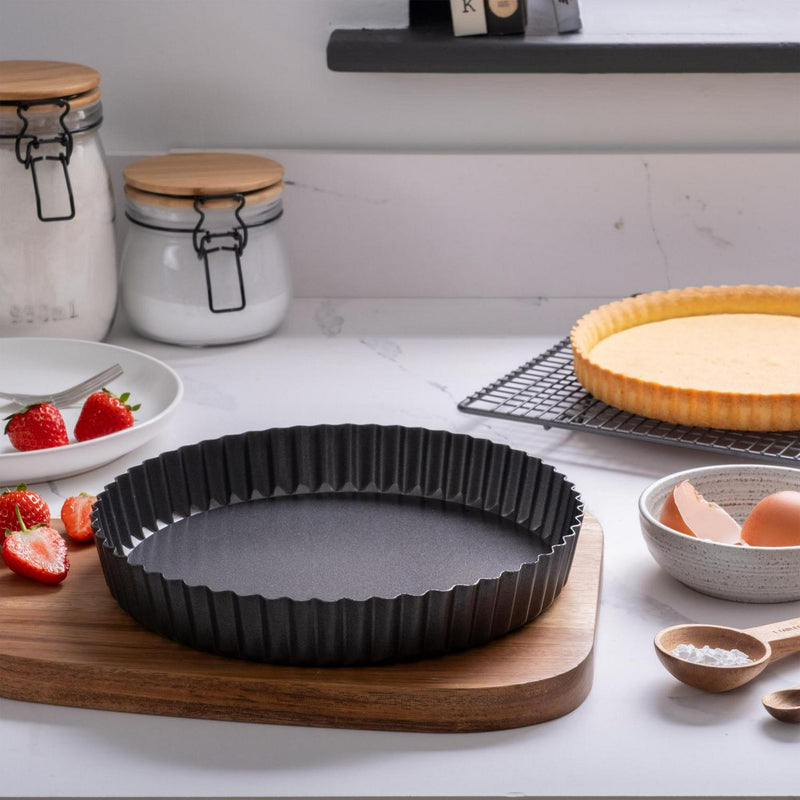 Habitat carbon steel non stick quiche tin 23cm, UK version