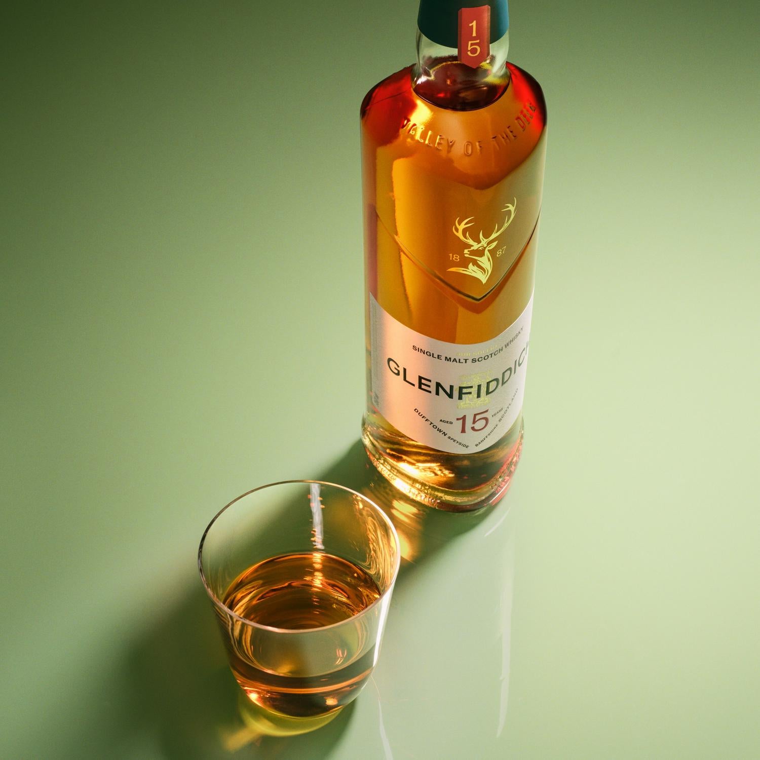 Glenfiddich Single Malt Whisky 15 Year Old 70cl, UK version