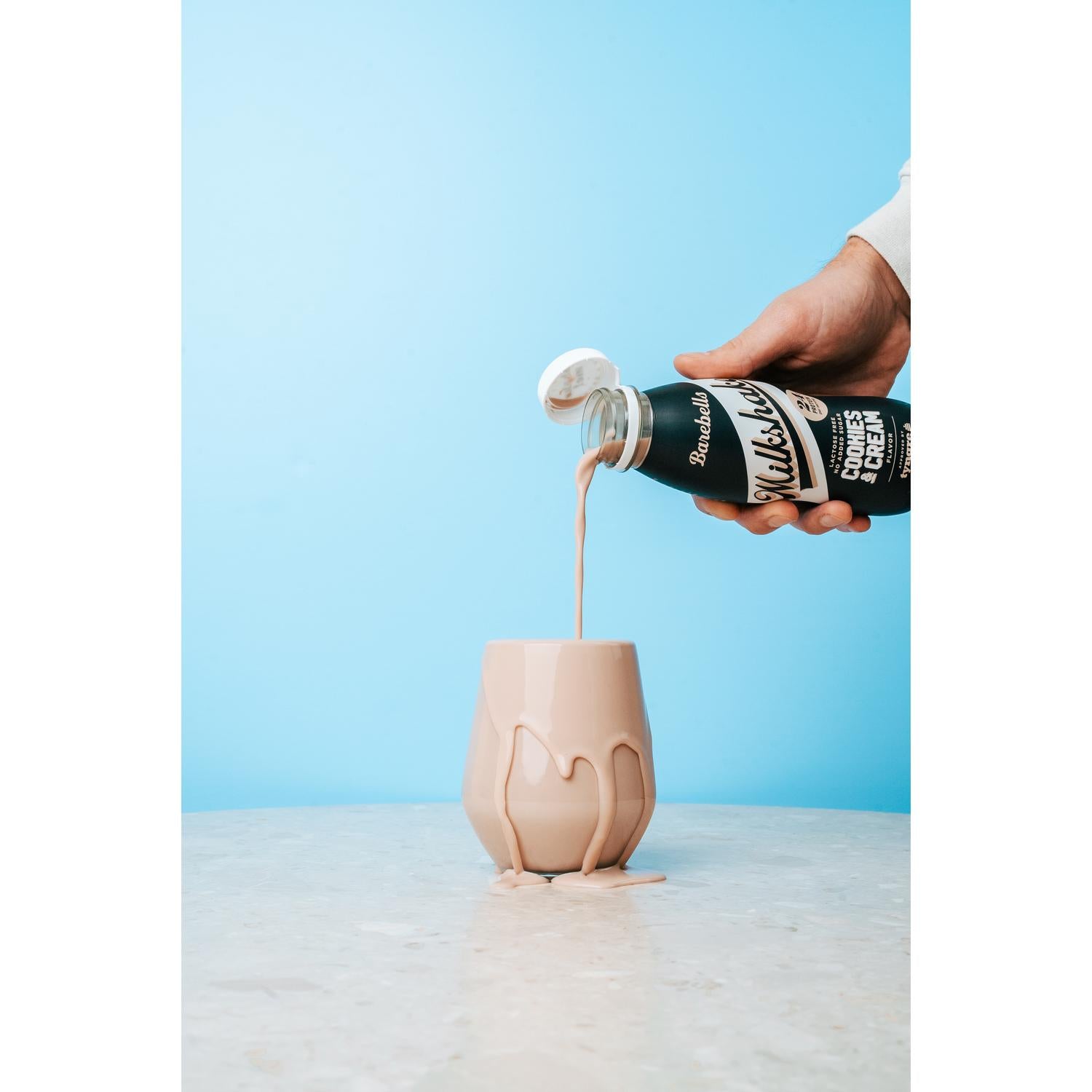 Barebells protein milkshake cookies and cream 330ml - British product