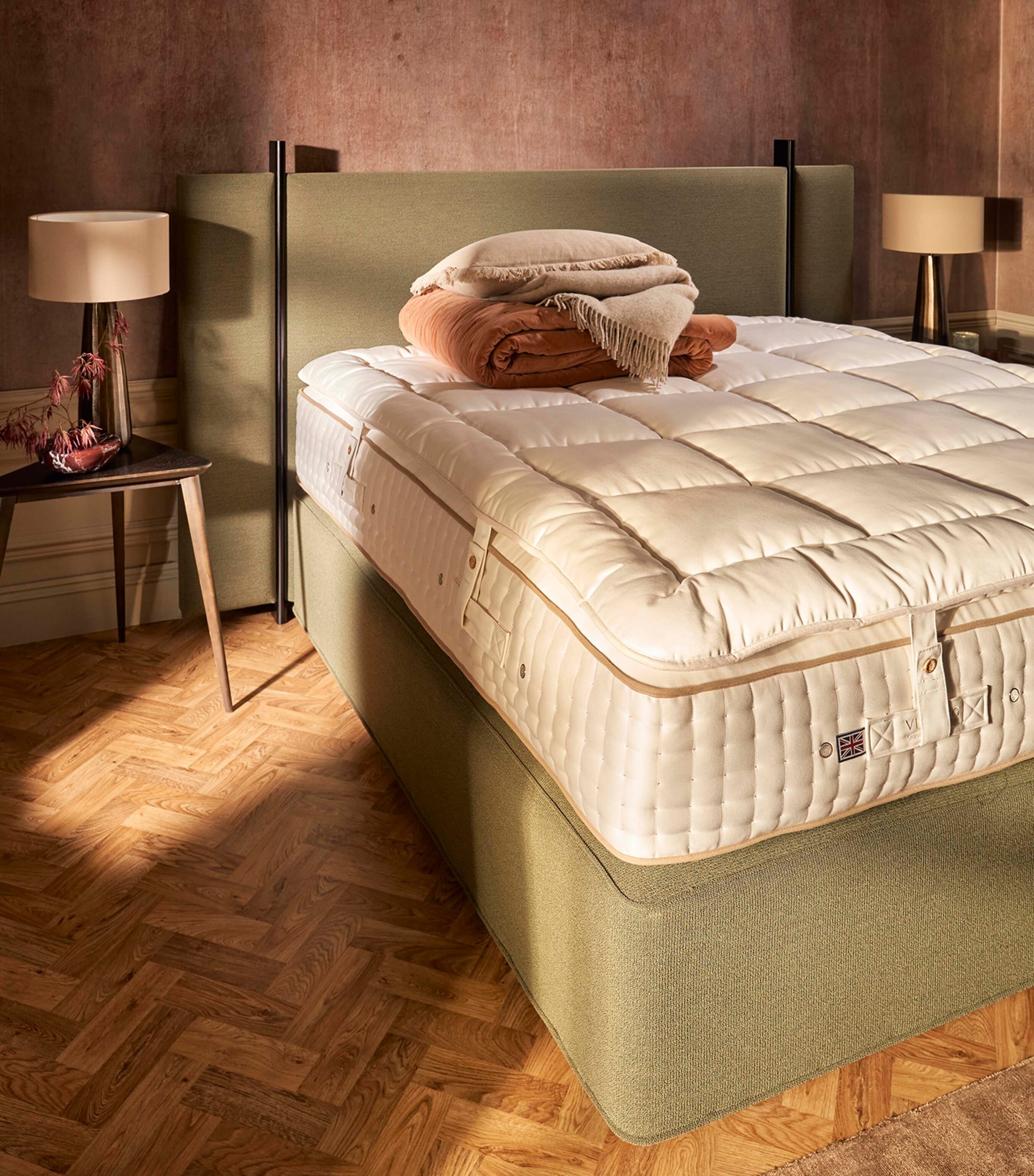 Vispring Opulence mattress topper 150cm x 200cm (British brand)