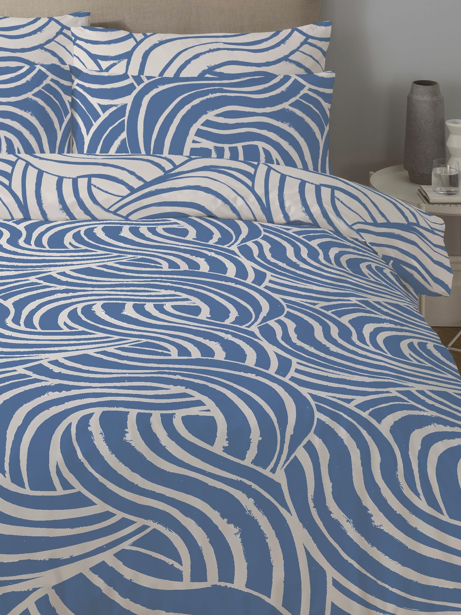 Copenhagen Home Blue Sofia duvet cover set - British product