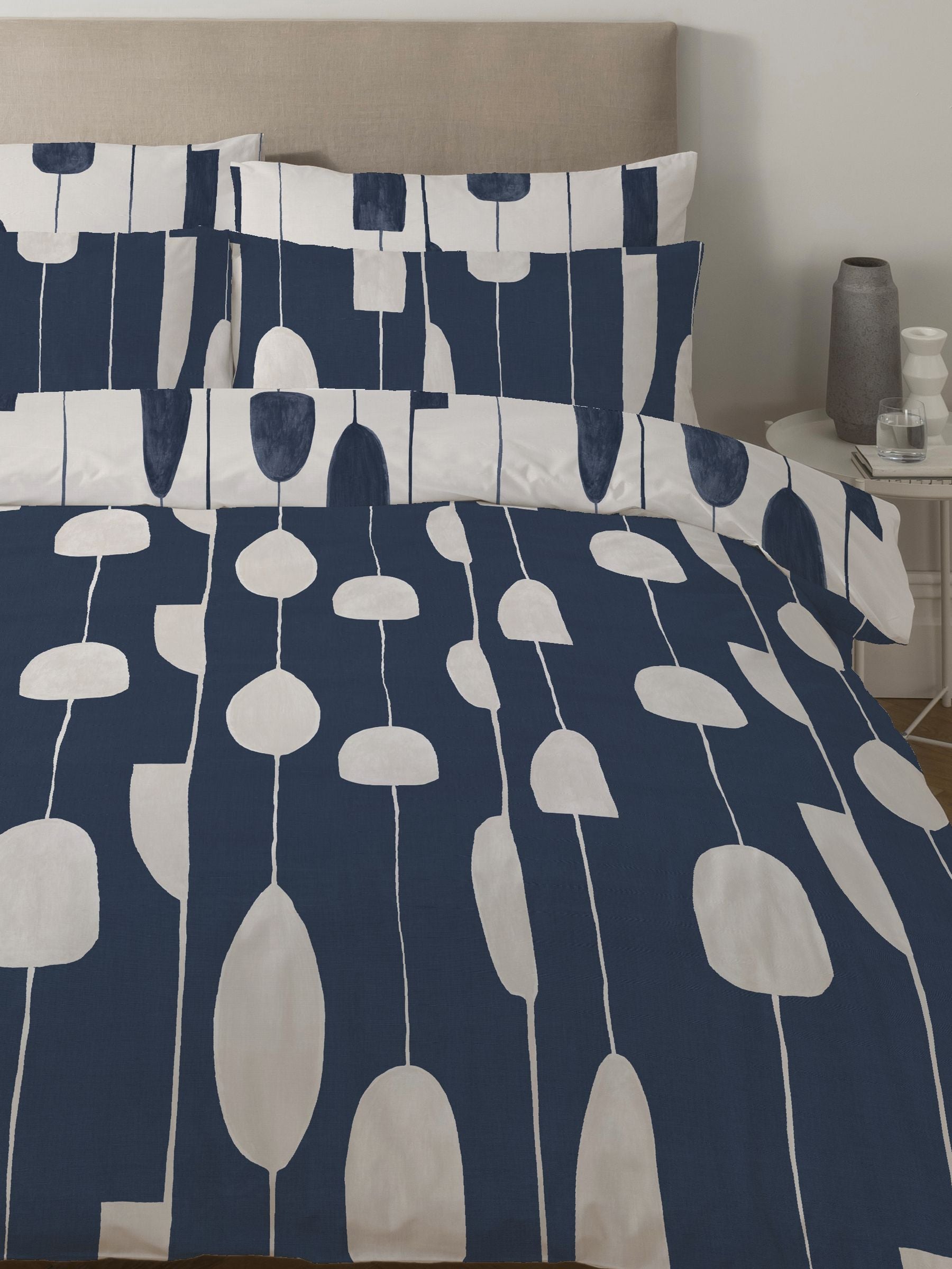 Copenhagen Home Navy Luka duvet cover set - British product