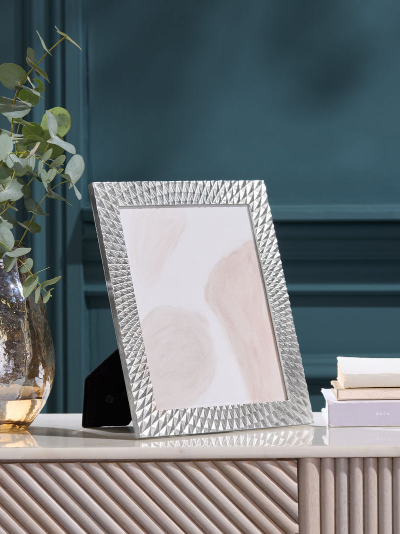 Silver geometric photo frame (British brand)