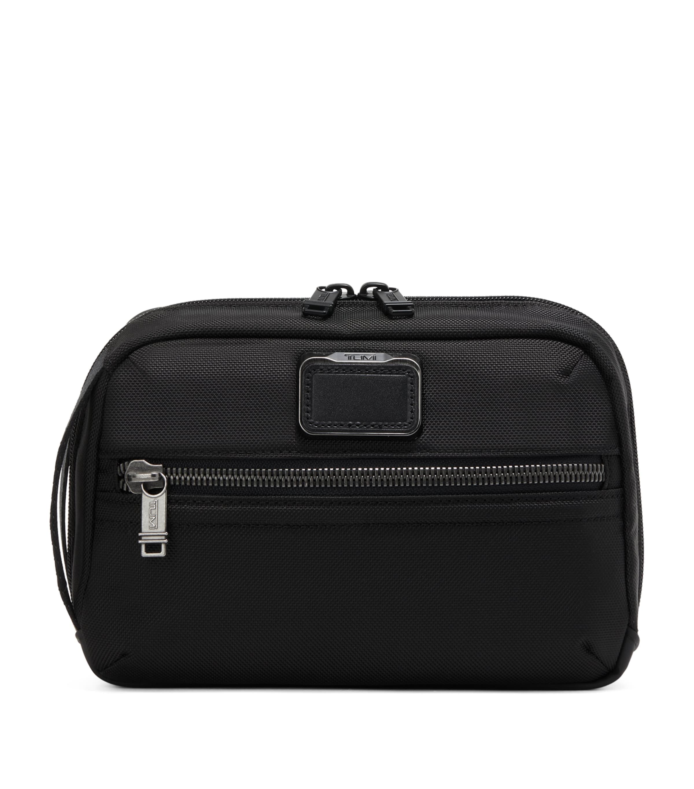 Tumi Alpha Bravo Day wash bag (British brand)