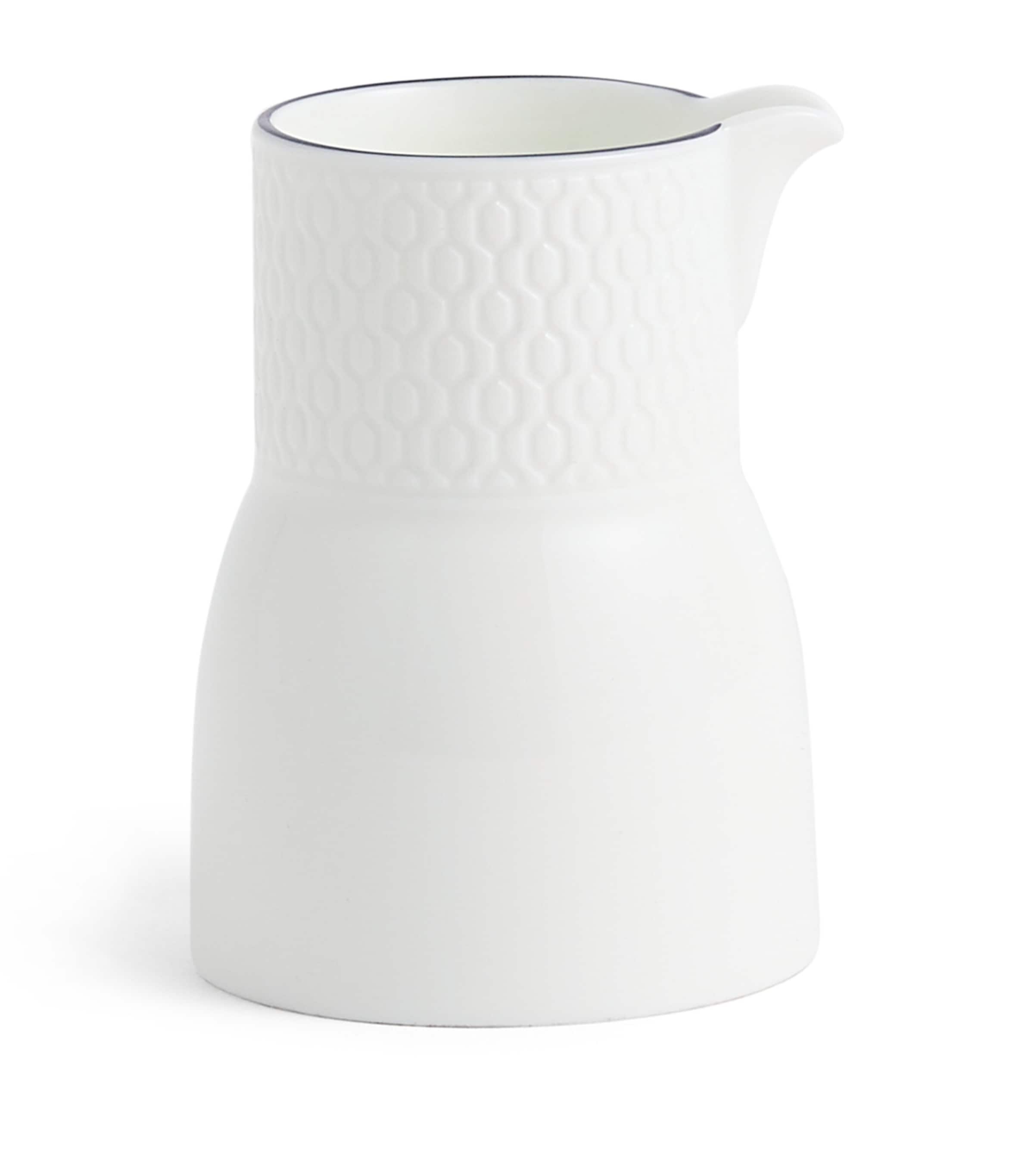 Wedgwood Gio Baijiu jug and cups set (British brand)