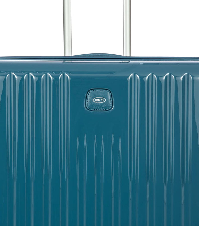 Hardwearing Recycled Polycarbonate Spinner Suitcase in Marine Hue