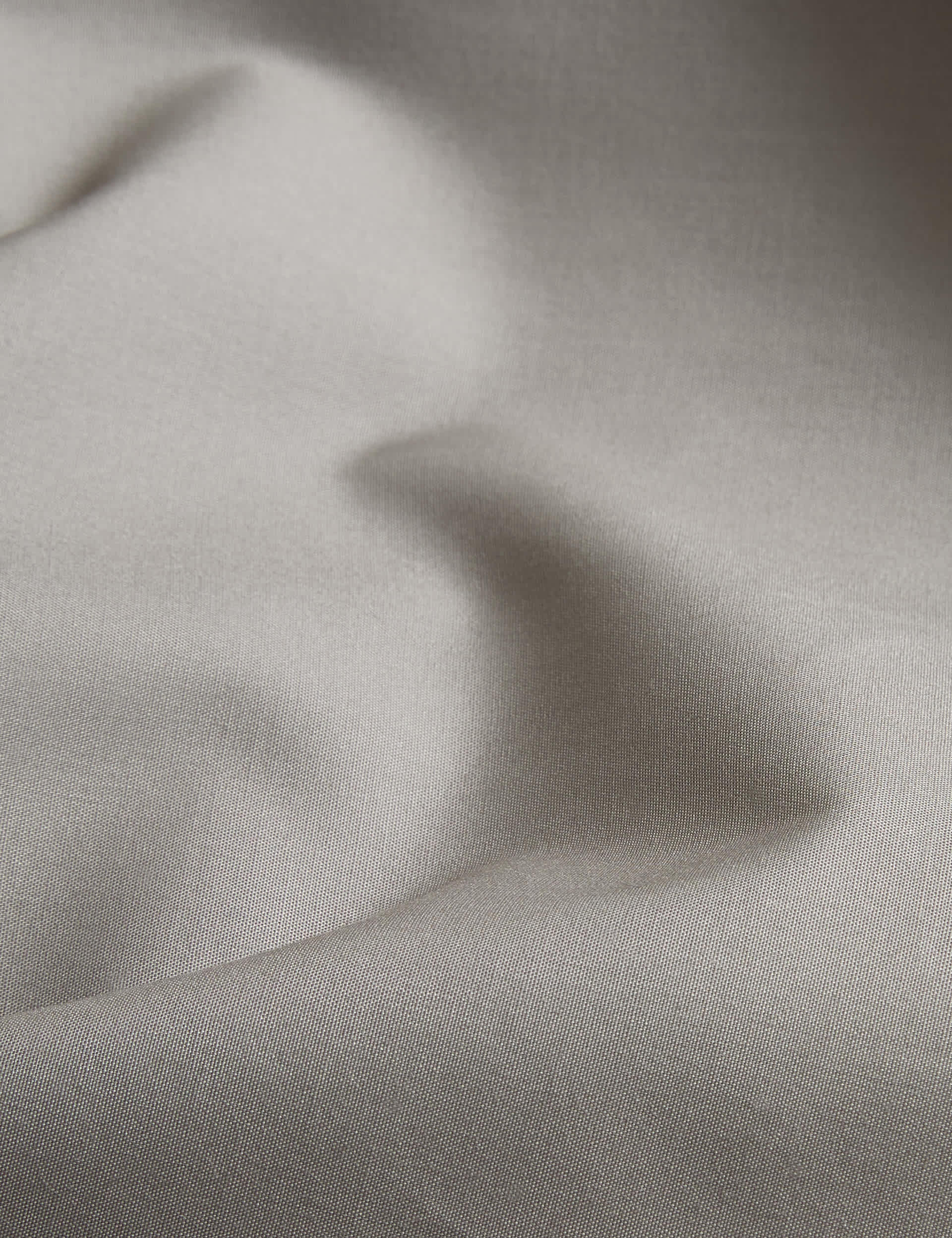 Egyptian cotton king size pillowcases with 230 thread count, imported from the UK