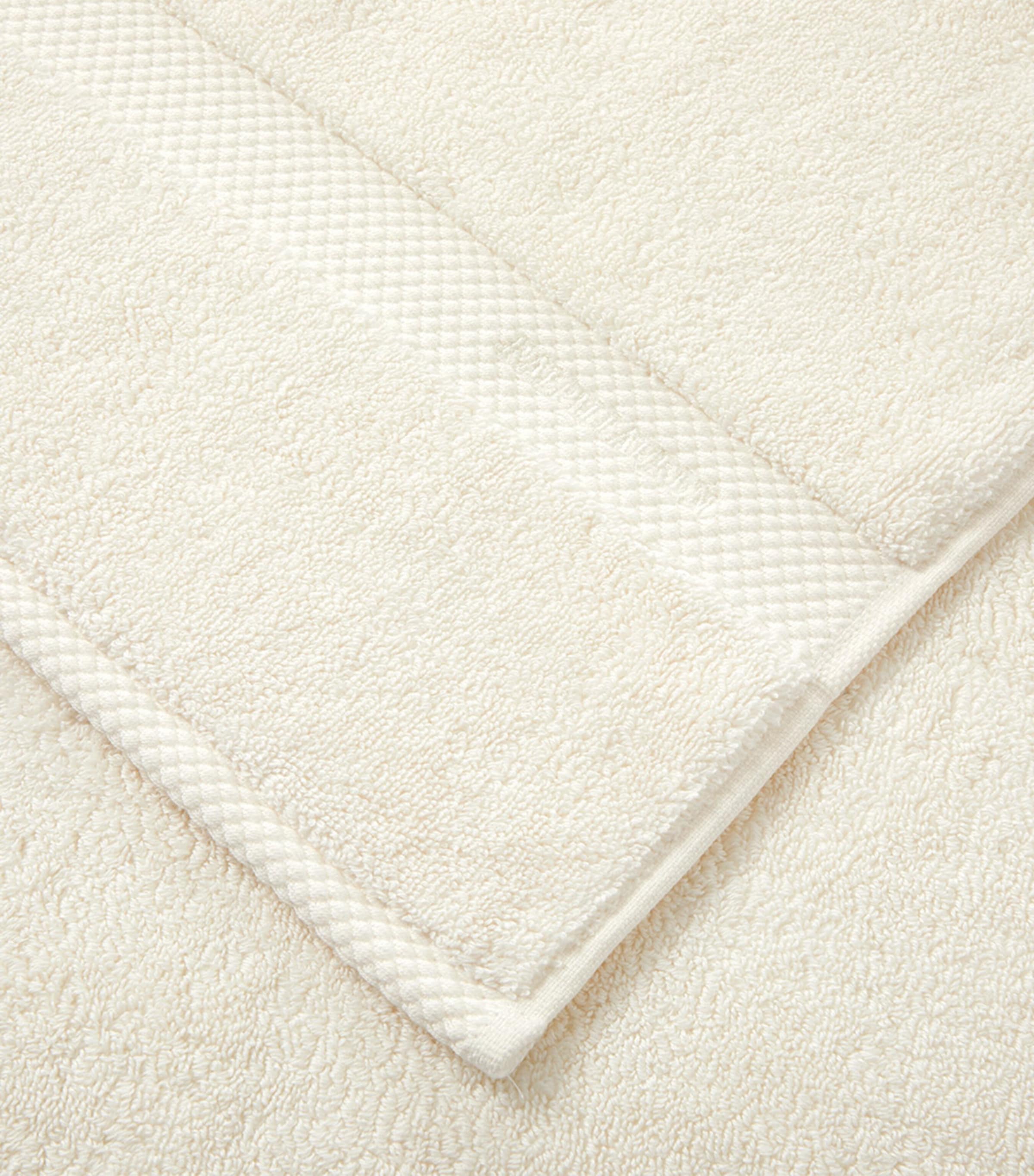 Ralph Lauren Home Avenue hand towel 50cm x 100cm, imported from the UK