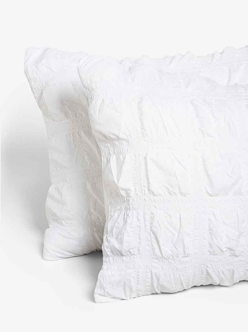 White seersucker supersoft textured duvet cover and pillowcase set (British brand)