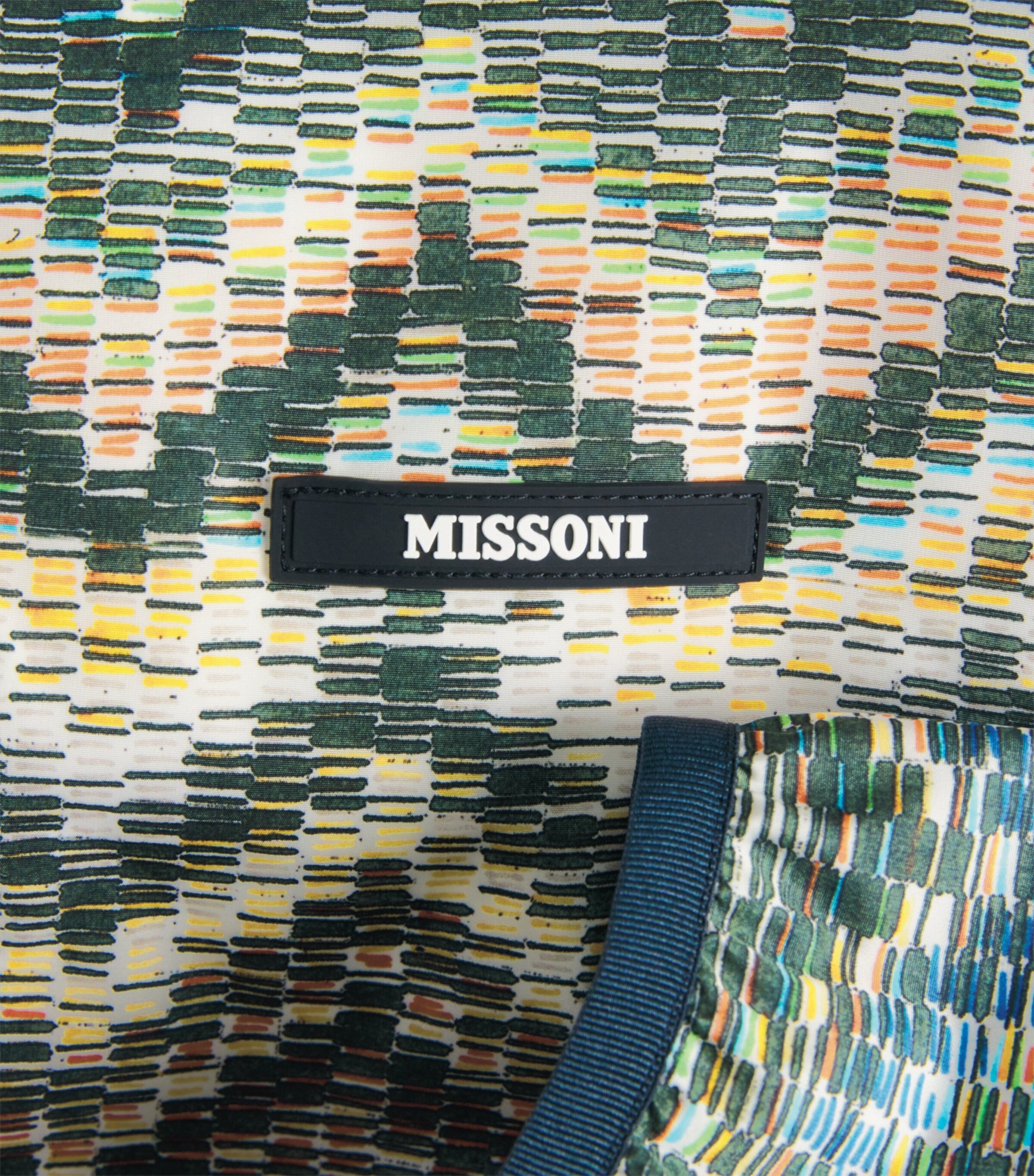 Missoni Kids zigzag print jacket 4-14 years, imported from the UK