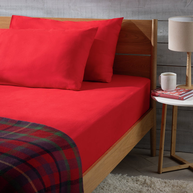 Habitat red fitted sheet king size, UK version