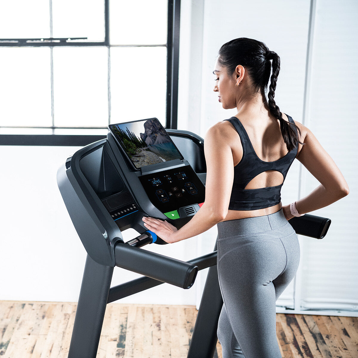 Horizon Fitness T202 AtZone Treadmill, UK version
