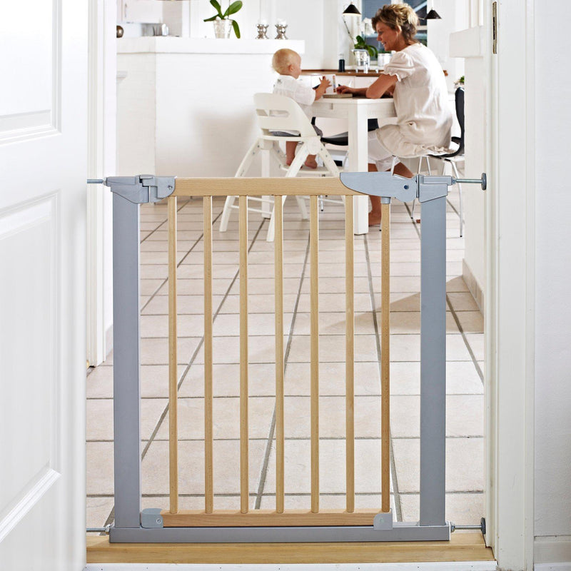 BabyDan pressure indicator safety baby gate with extensions - British product