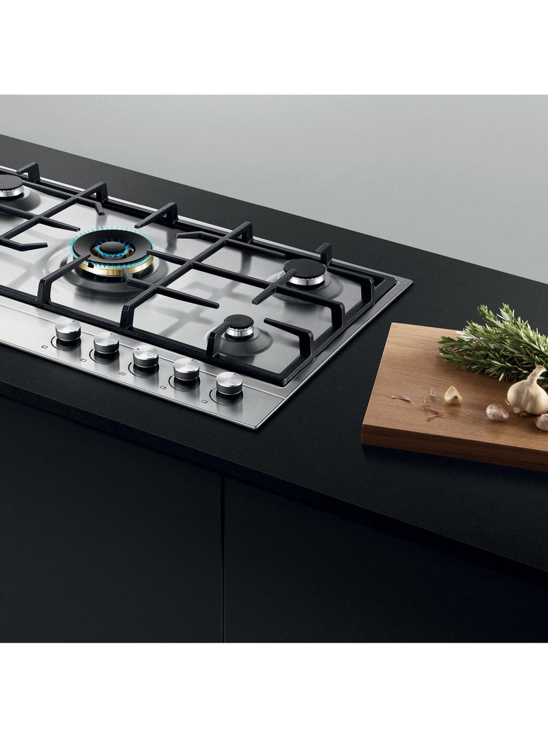 Fisher & Paykel 90cm gas hob in stainless steel - British product