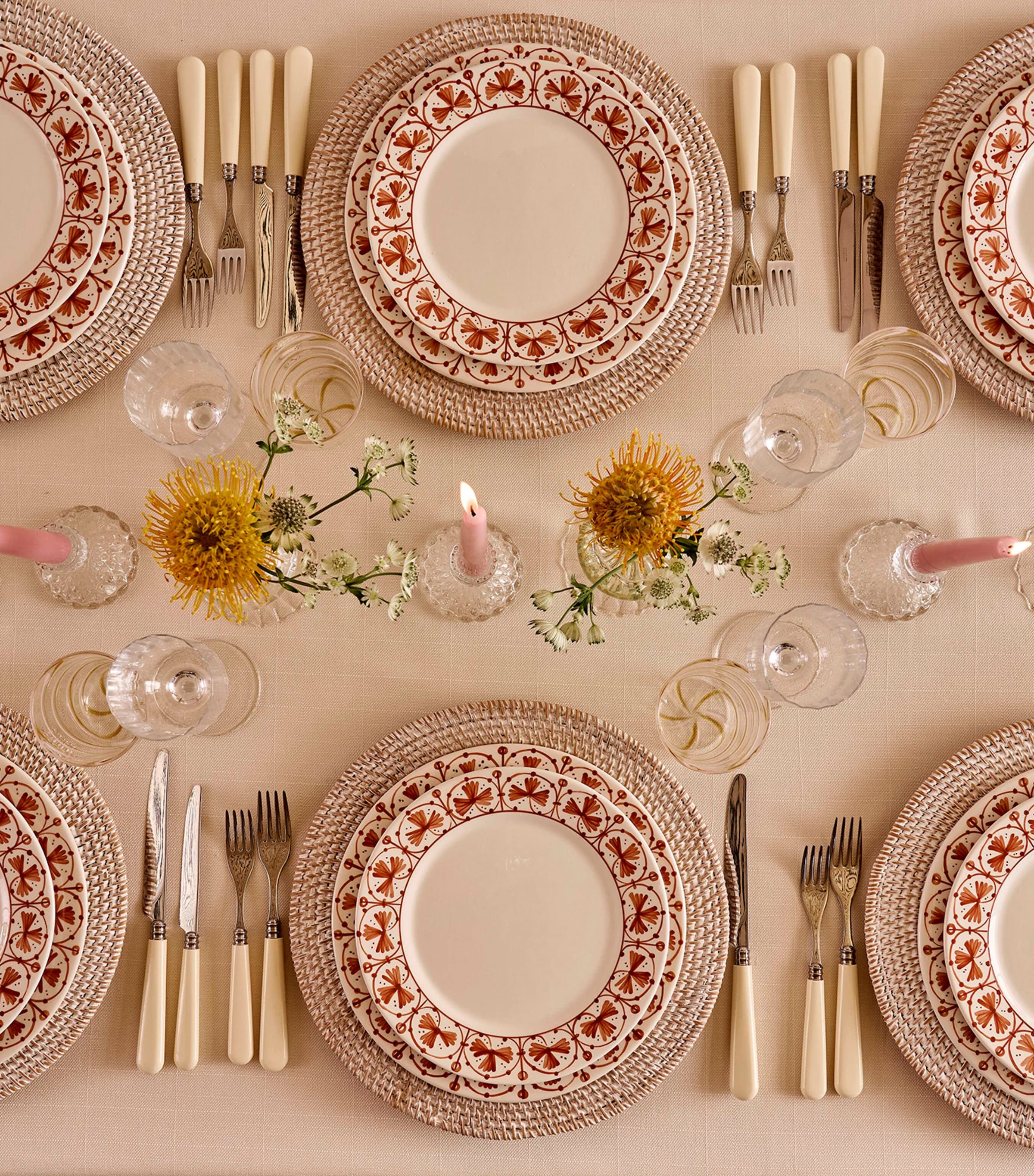 Maison Margaux Seville dinner plates 26cm, imported from the UK