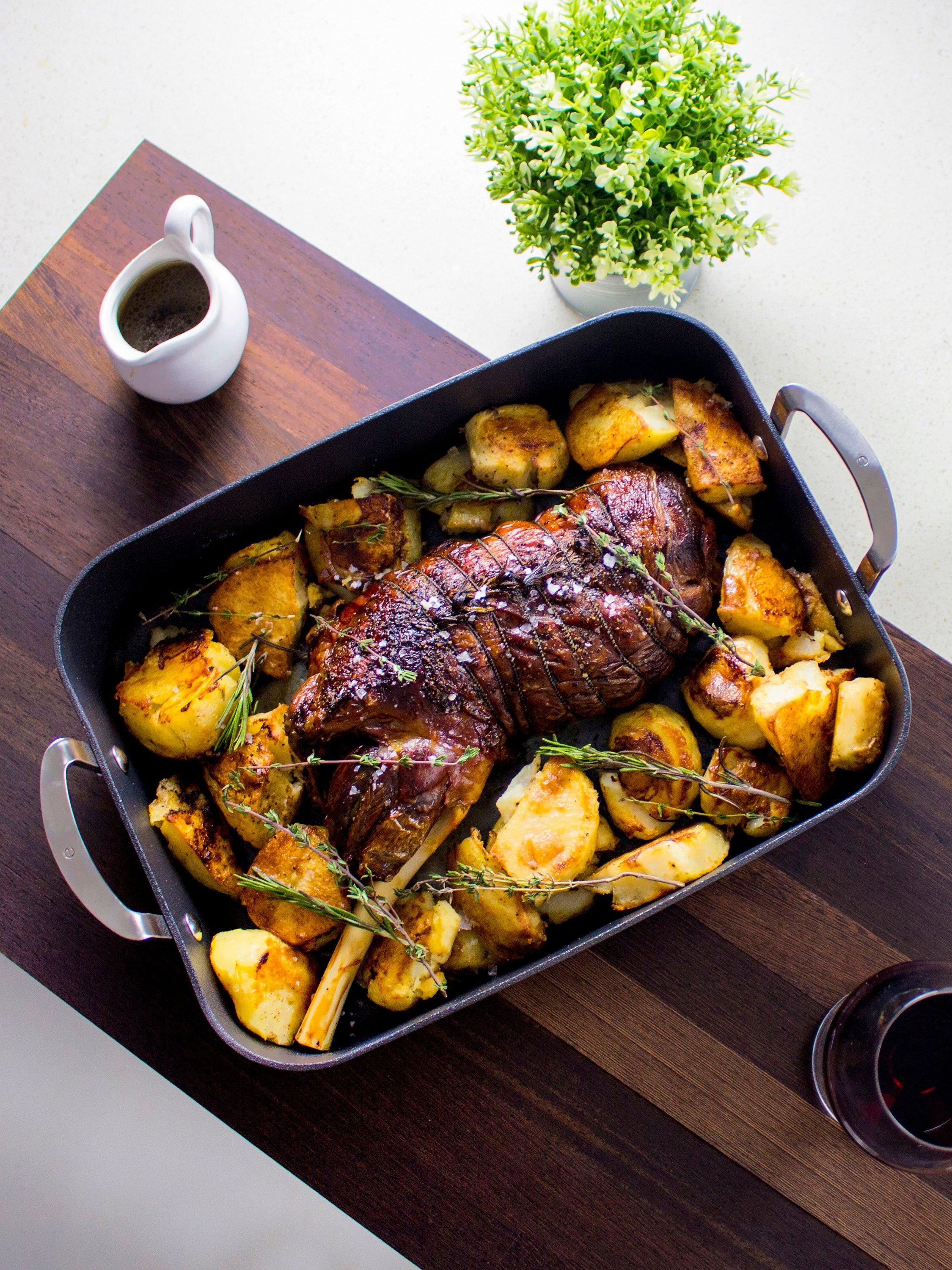 Eaziglide Neverstick3 Professional Non-Stick Induction Roaster 33cm - British product