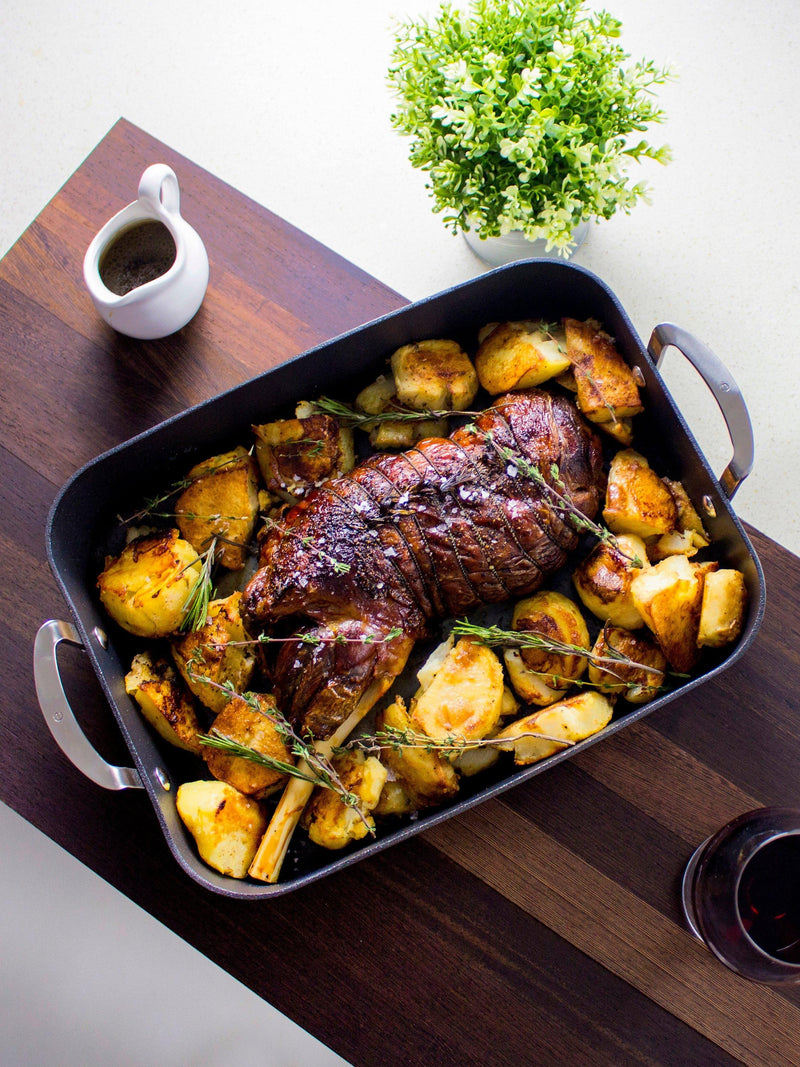 Eaziglide Neverstick3 Professional Non-Stick Induction Roaster 33cm - British product