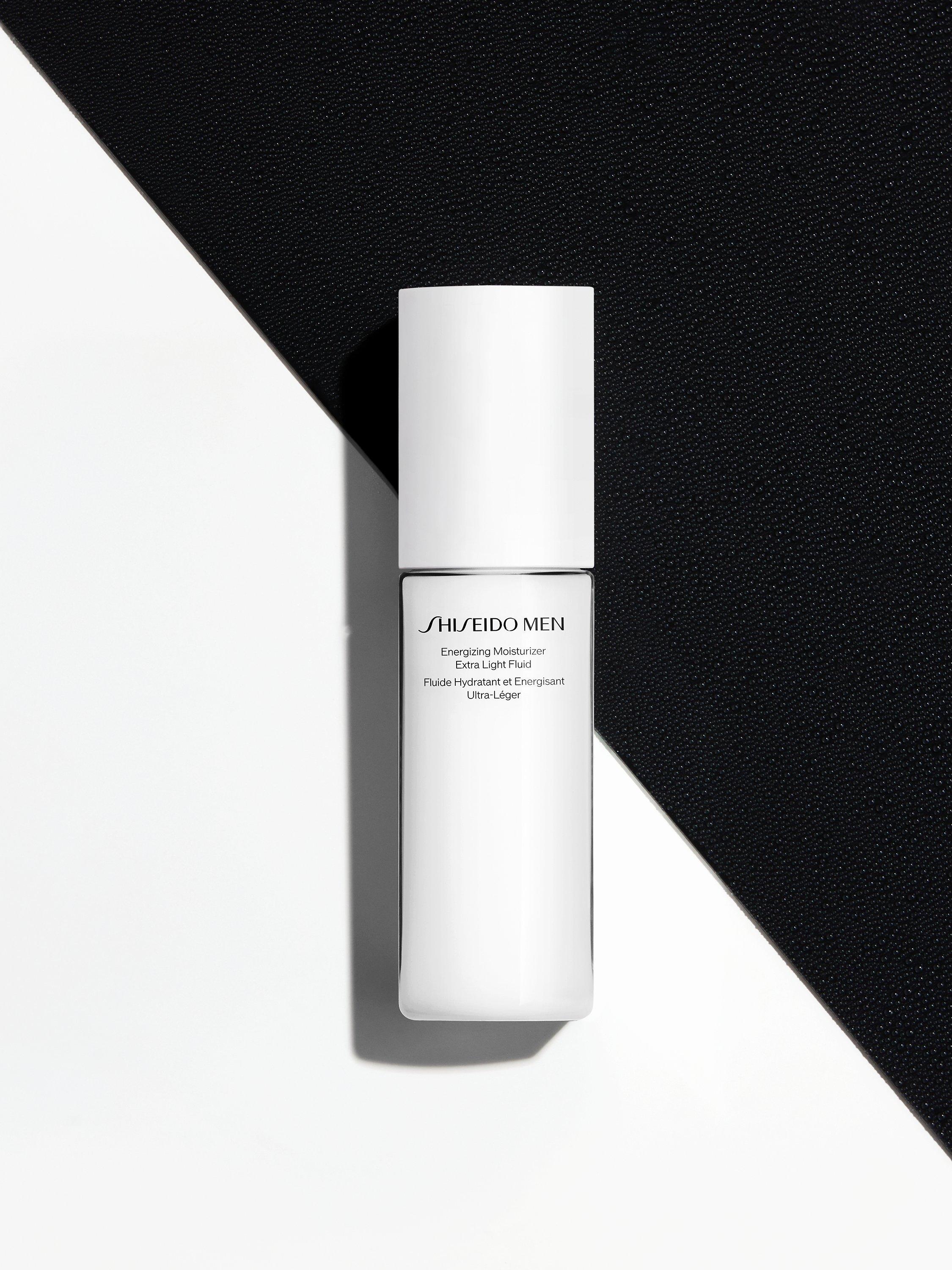 Shiseido men's energising moisturiser extra light fluid 100ml (British brand)