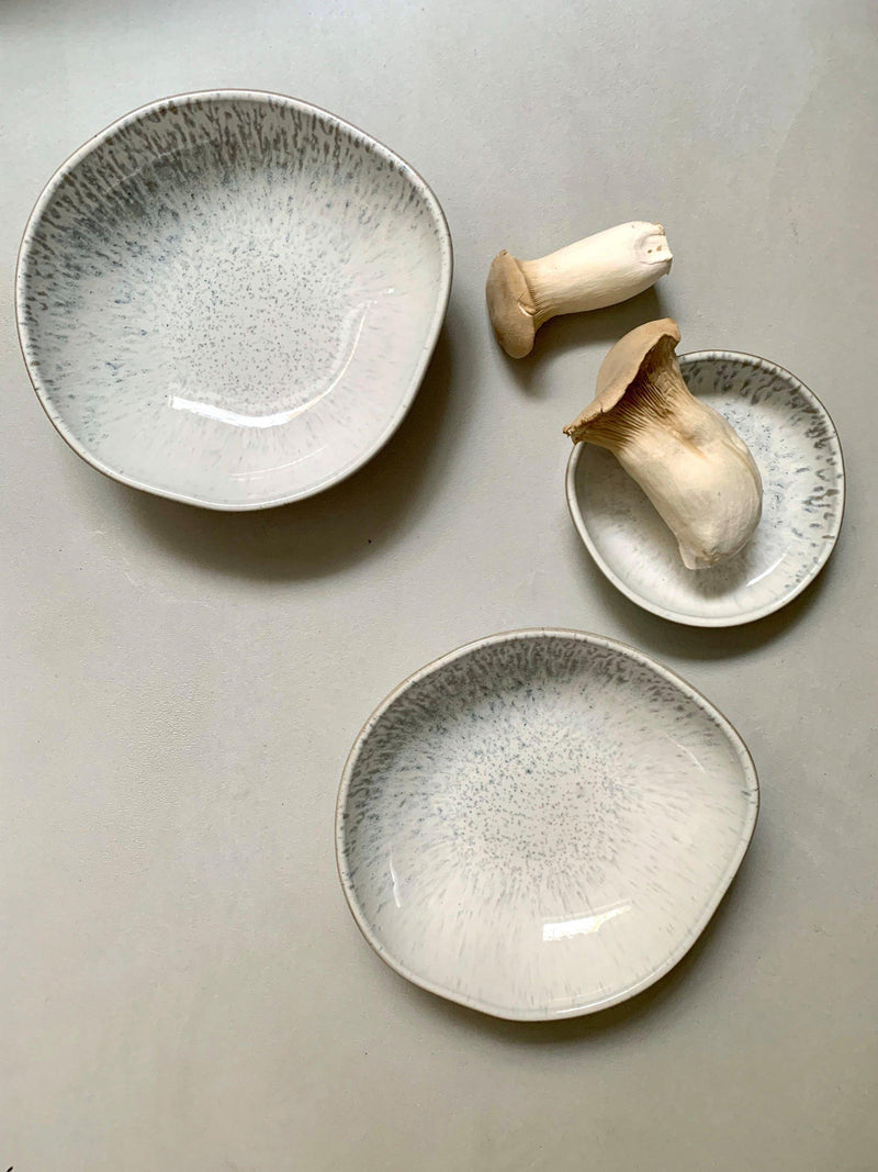 Denby stoneware serving bowl Natural 28cm - British product