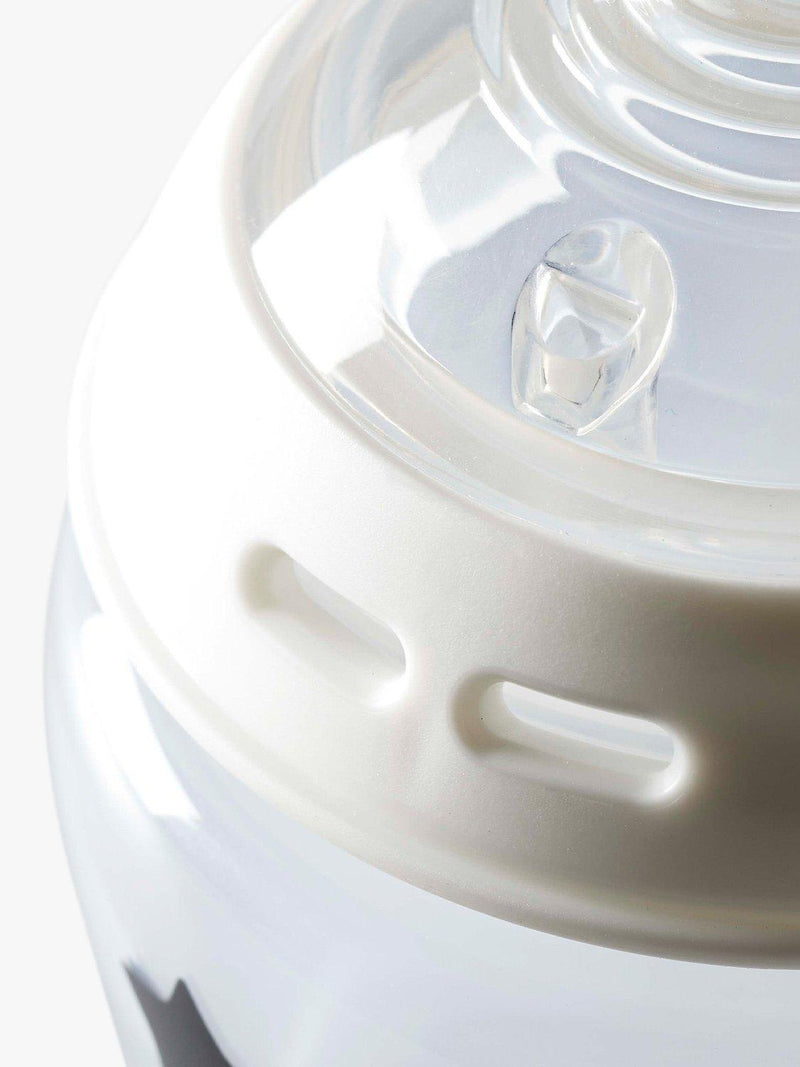 Tommee Tippee baby bottle with slow flow teats 260ml (British brand)