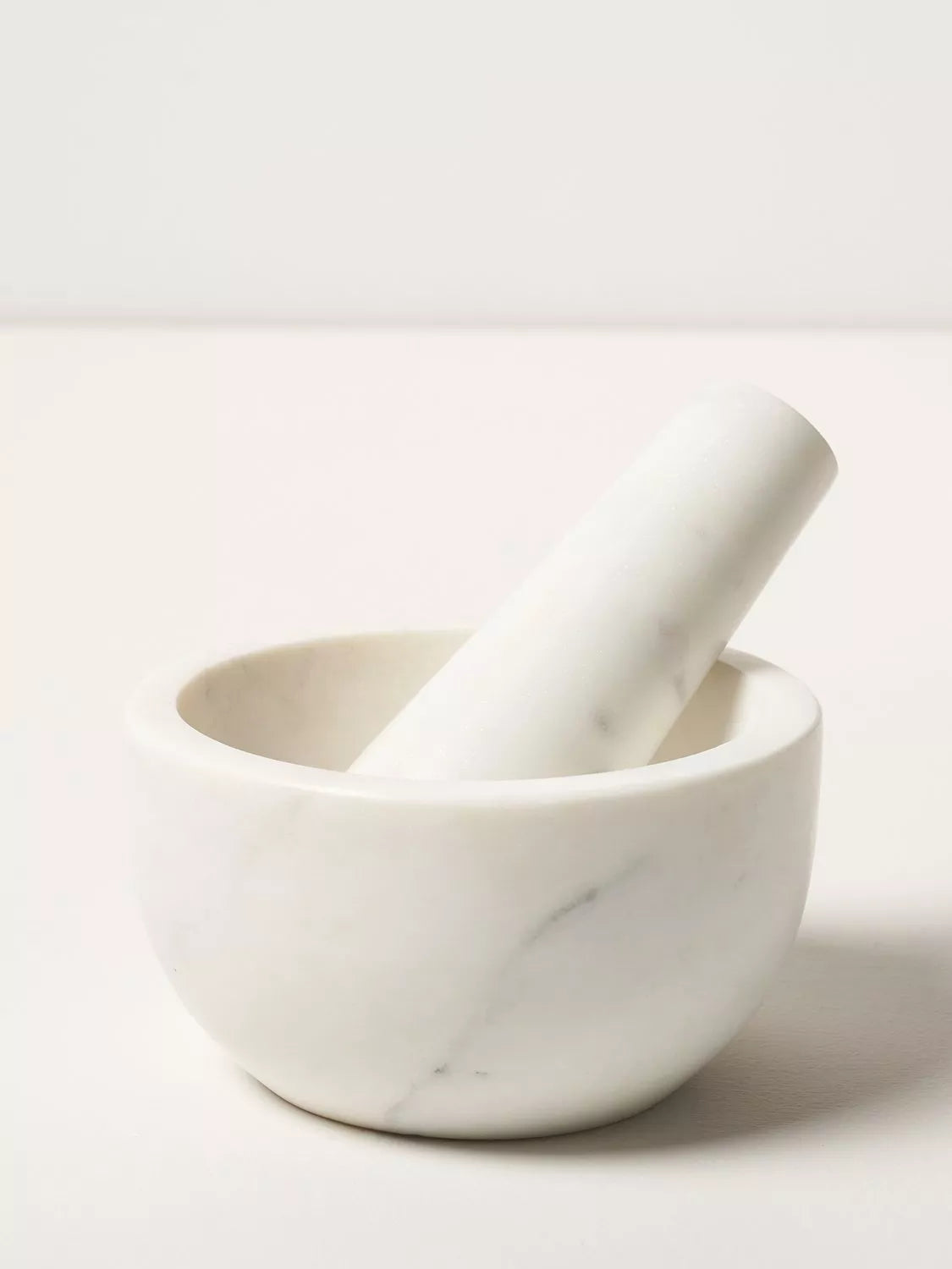 Truly white marble pestle and mortar (British brand)