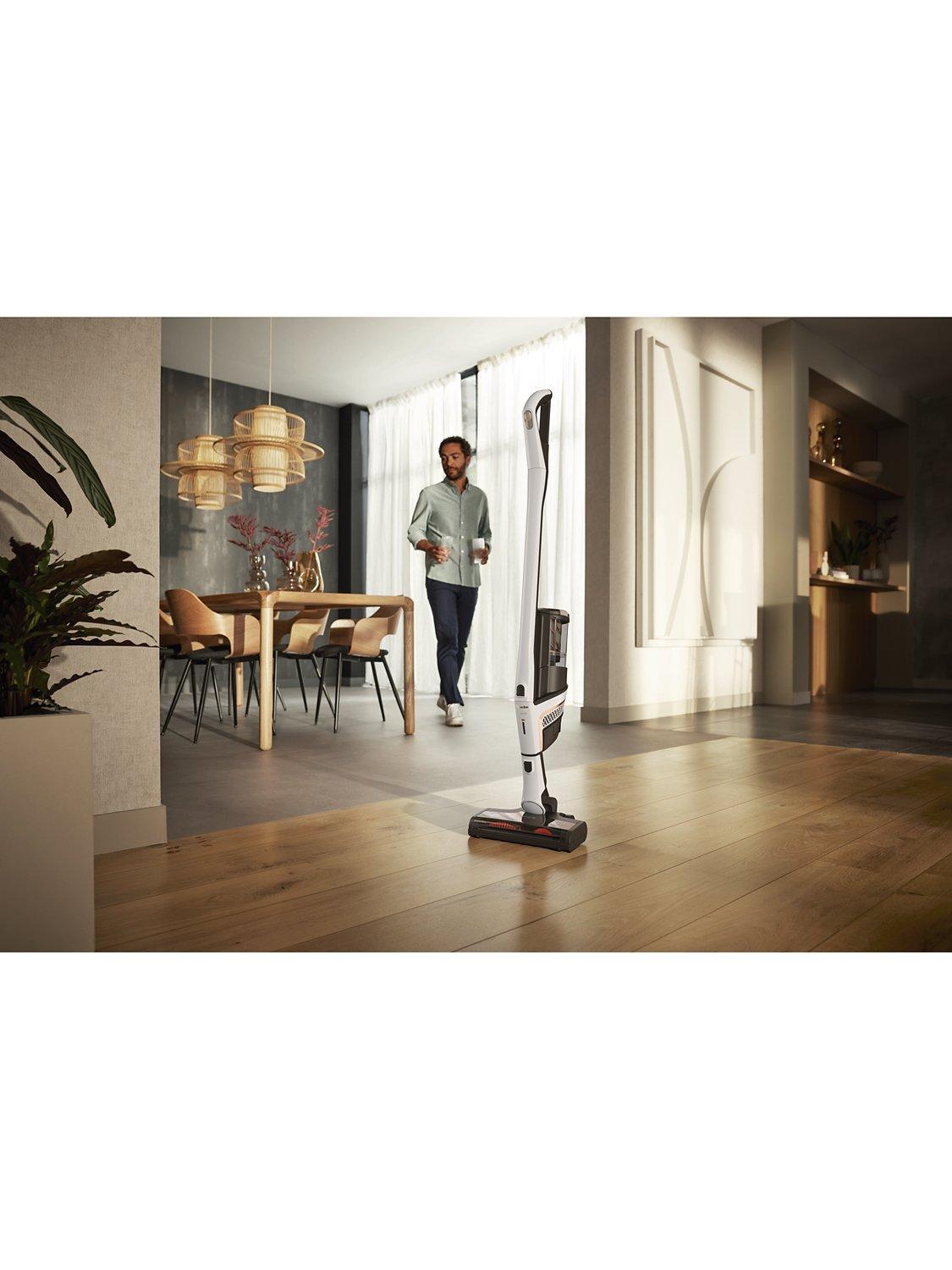 Miele Triflex HX2 cordless vacuum cleaner in Lotus White, imported from the UK