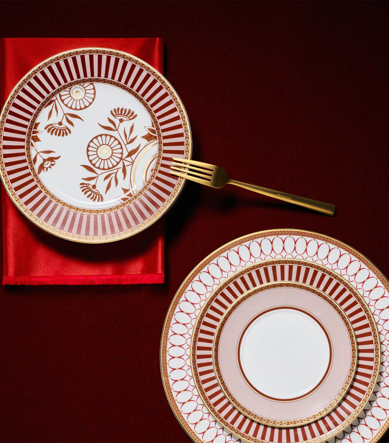 Wedgwood Bone China Red Splendour Plate (27cm)