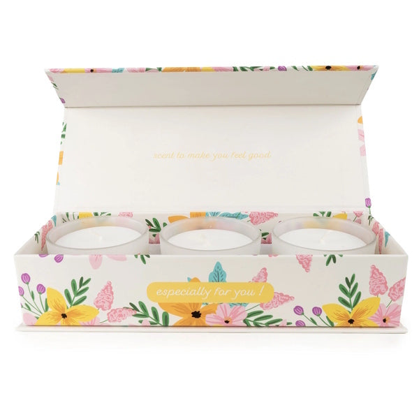 Candlelight set of 3 scented candles floral design - British product