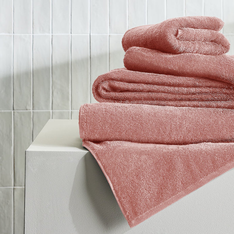 Habitat Hygro Anti Microbial 4 Piece Towel Bale - Blush