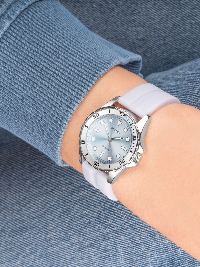 Ladies Blue Rubber Strap Watch with 50m Water Resistance