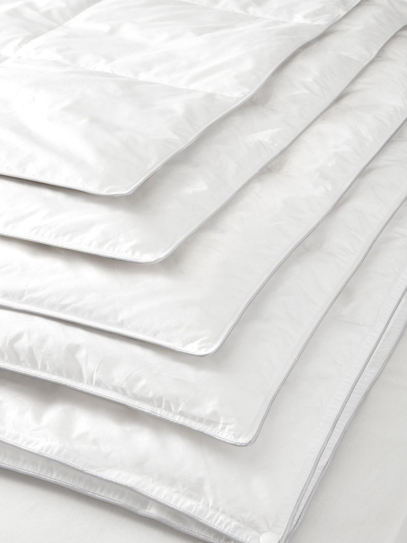Duck feather and down duvet with 4.5 tog rating - British product