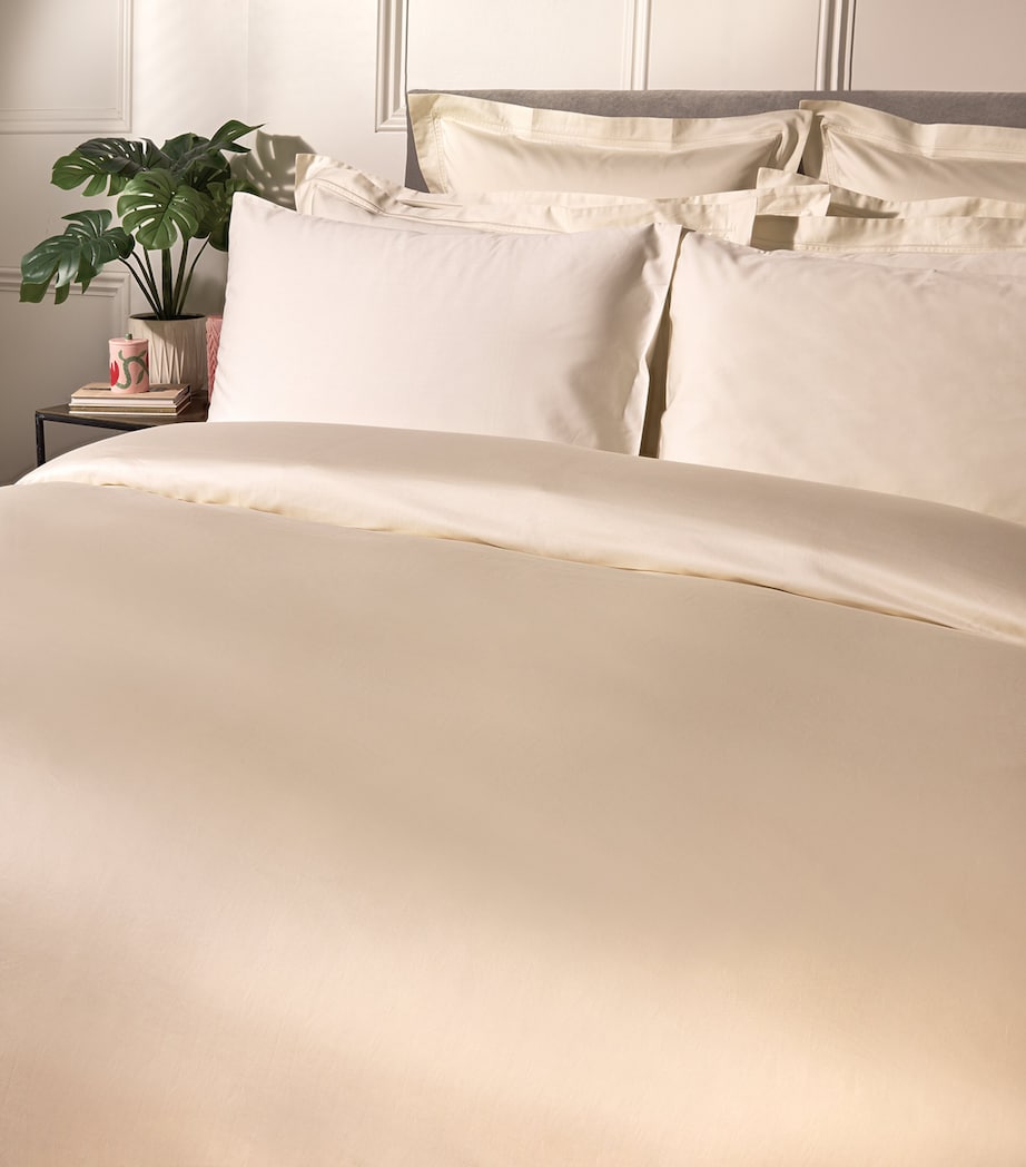 Harrods of London king duvet cover set in Supima cotton sateen, UK version