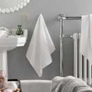 Home Essentials Super White hand towel 50x80cm, UK version
