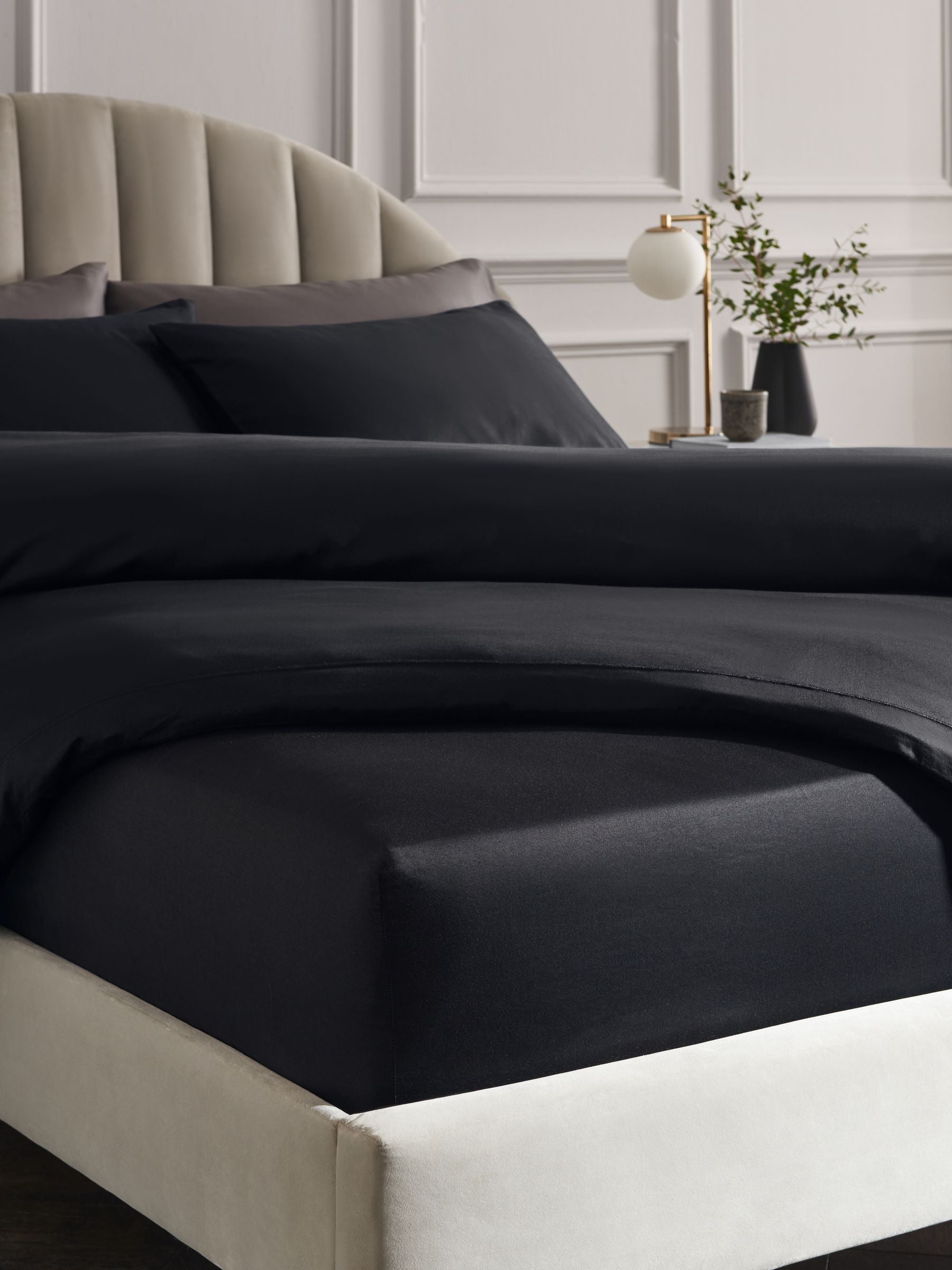 Black 300 thread count luxe cotton deep fitted sheet - British product