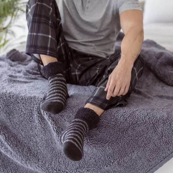 Heat Holders mens bed socks, UK version