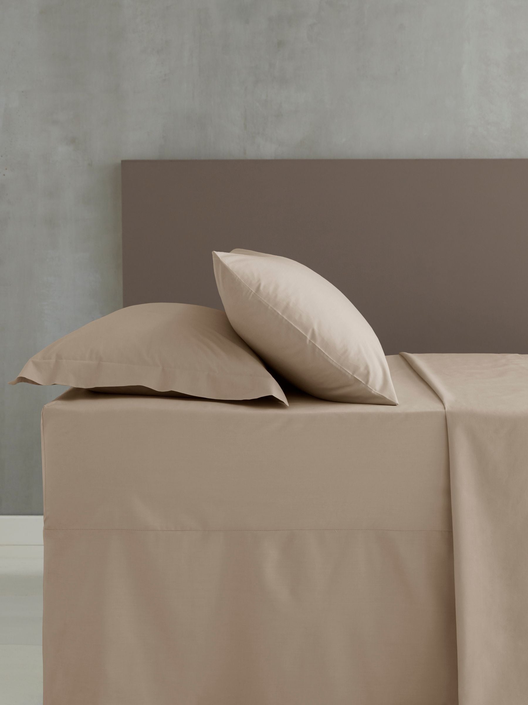 Catherine Lansfield Natural Easy Care Percale Extra Deep Fitted Sheet - British product