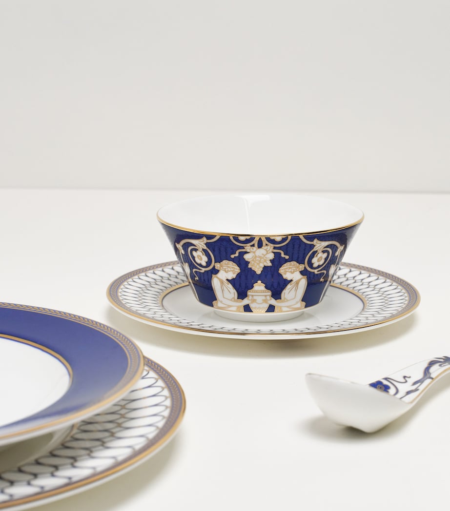Wedgwood soup spoons set of 2 (British brand)