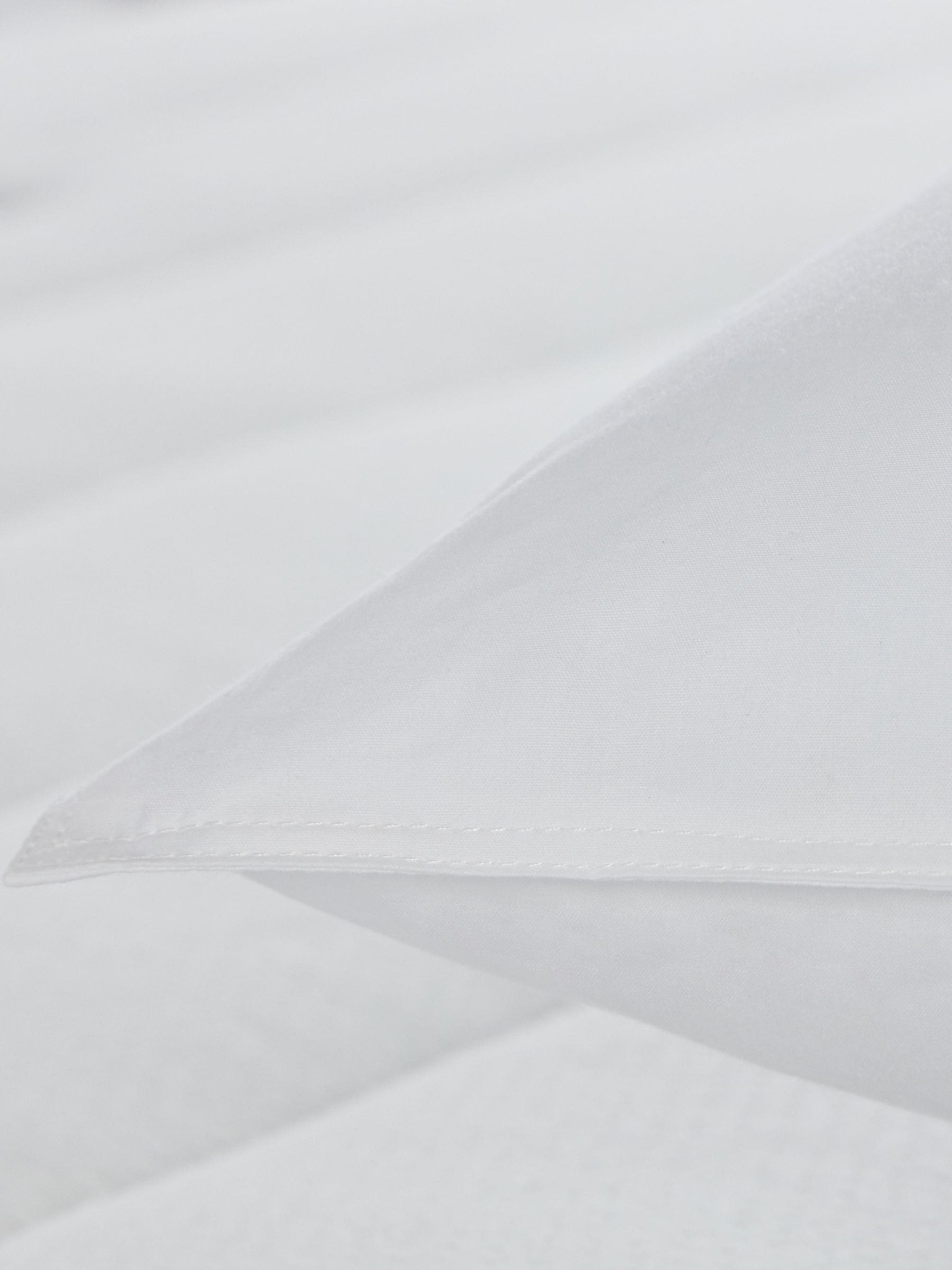 Silentnight firm pocket sprung pillow (British brand)