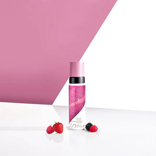 St.Tropez self tan berry sorbet mousse 200ml with mitt, UK version