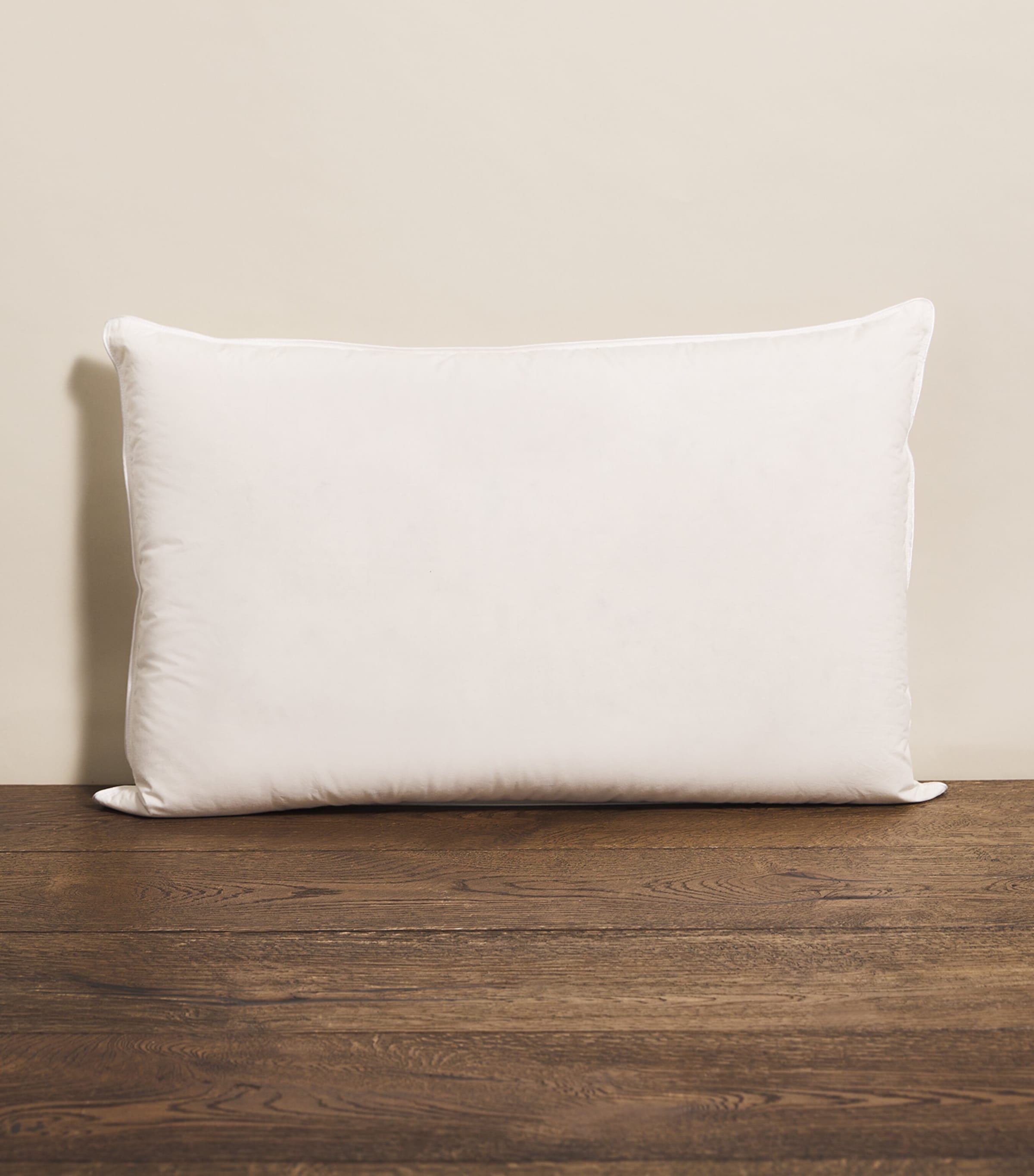 Harrods of London medium/firm goose down pillow 50cm x 75cm - British product
