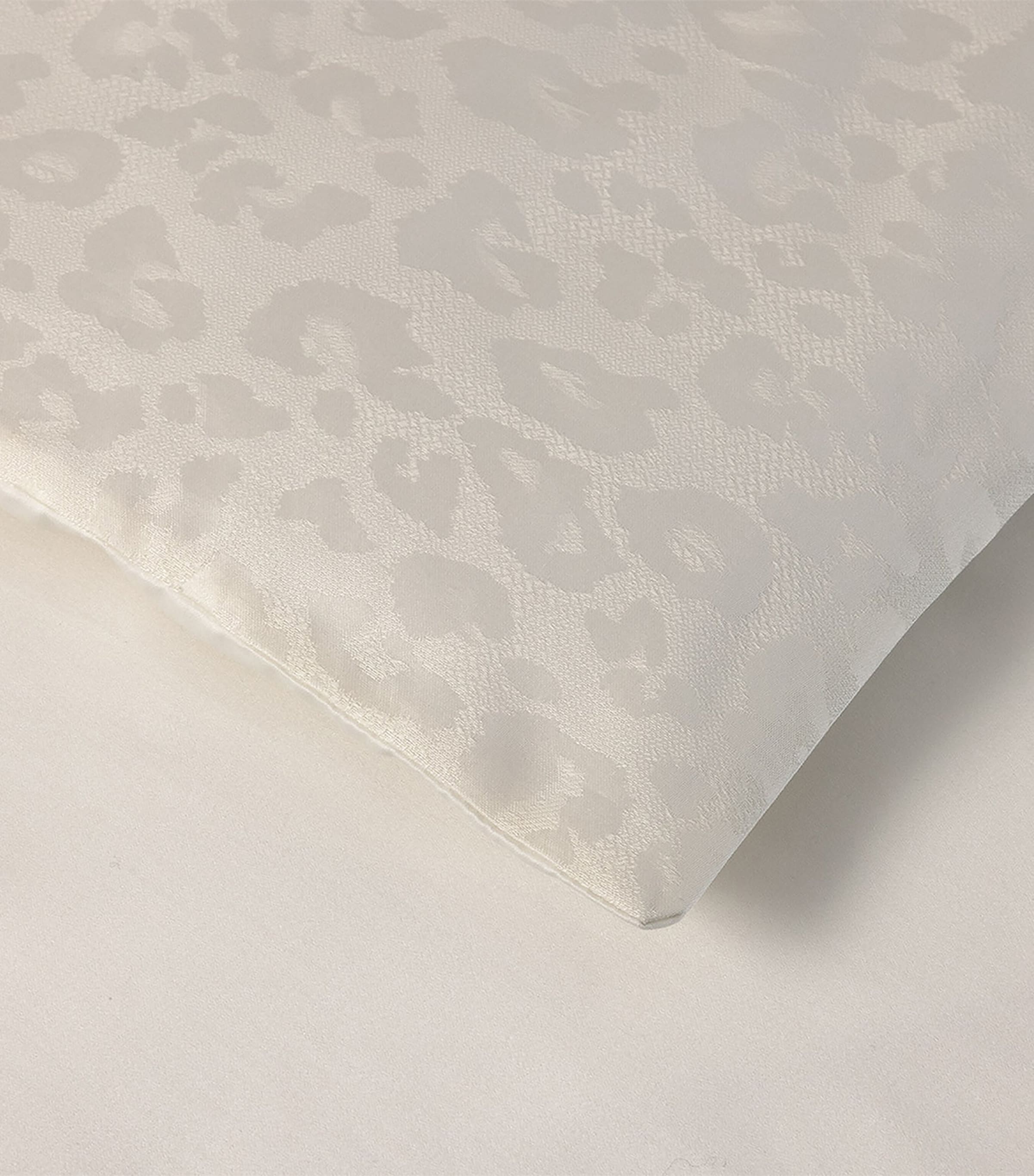 Yves Delorme Leopard king duvet cover 240cm x 220cm (British brand)