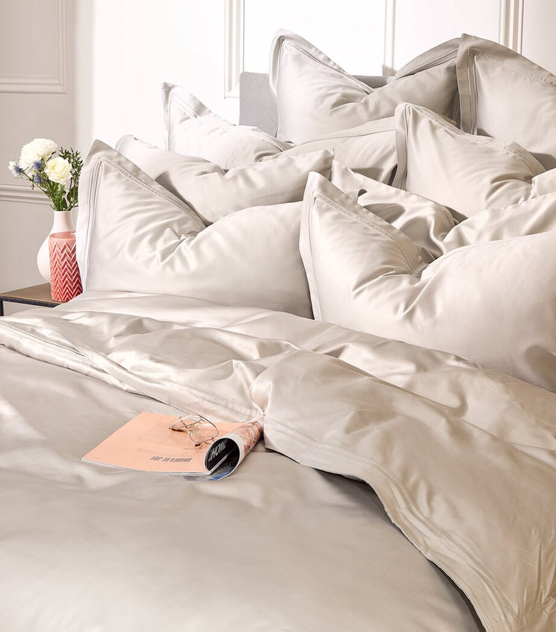 Harrods Richmond Super King Flat Sheet (270cm x 300cm), UK version