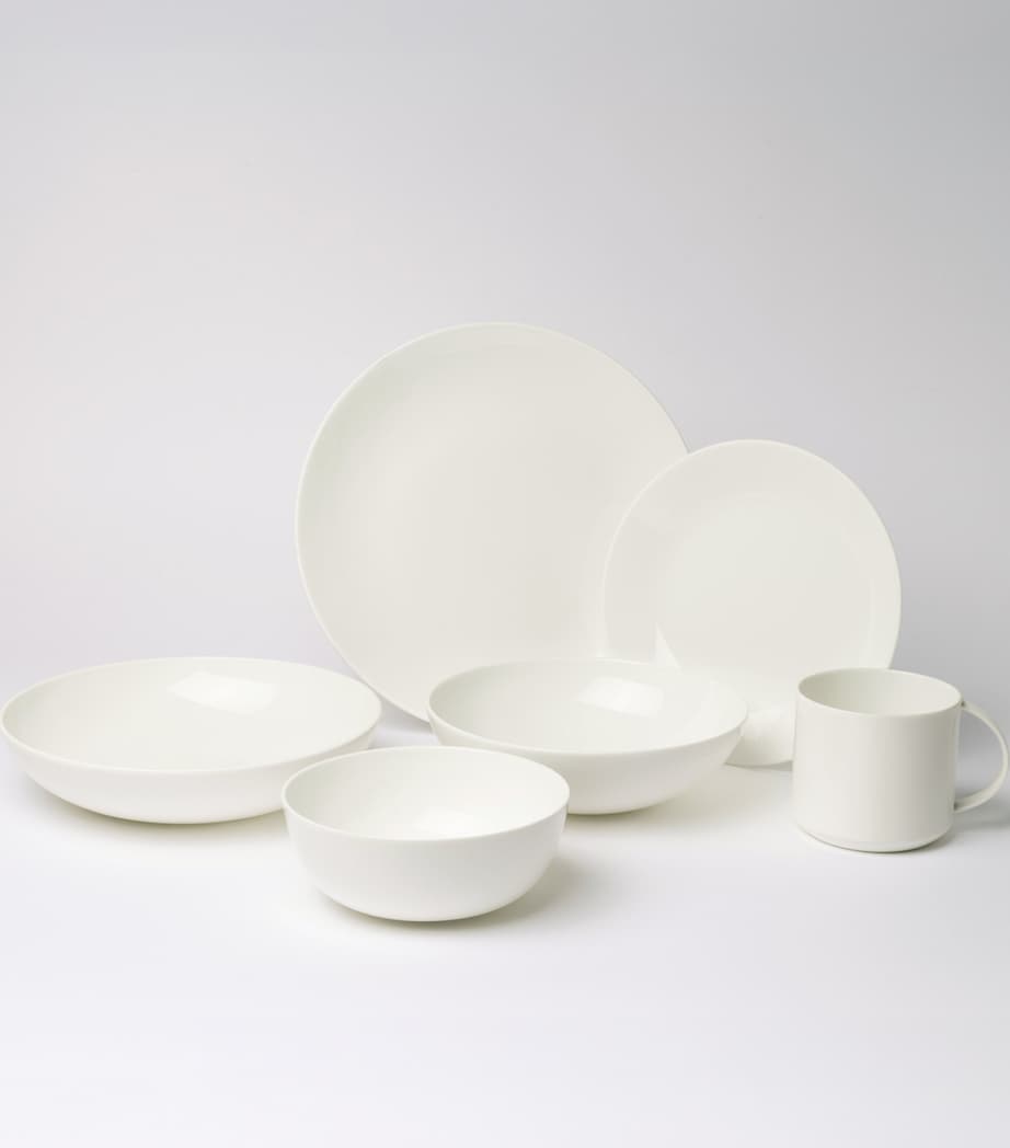 The Conran Shop Arc Bone China dinner plate 28cm (British brand)