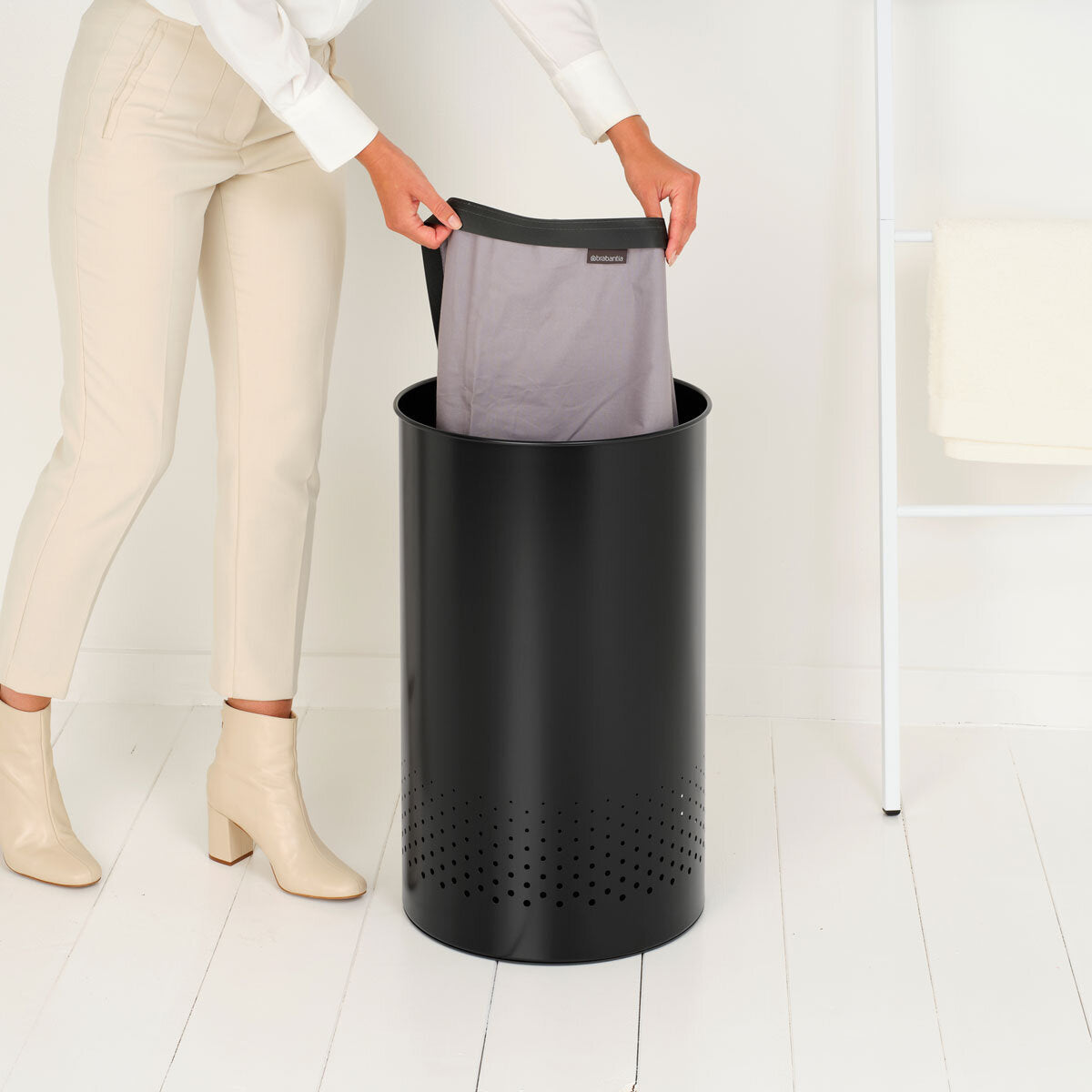 Brabantia laundry bin Matt Black 60L - British product