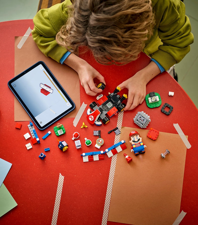 Lego Interactive LEGO Mario & Standard Kart 72043