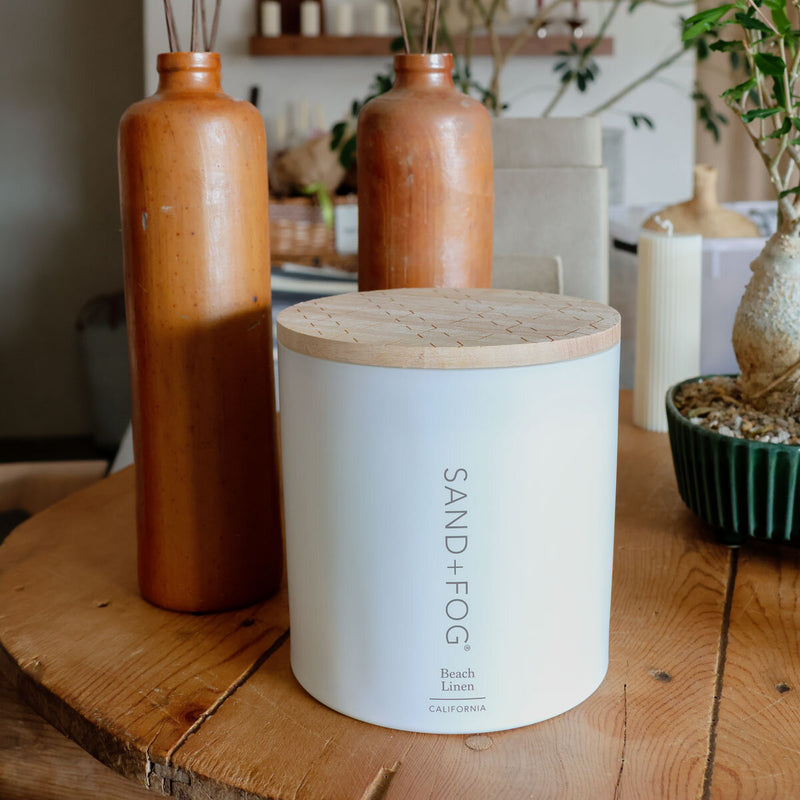 Sand & Fog fragranced candle in 3 fragrances 1.5kg (British brand)